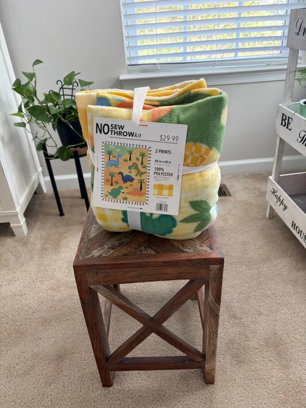 Jas, LLC Anti-Pill Fleece Dinosaur & Yellow Check No Sew Throw Kit